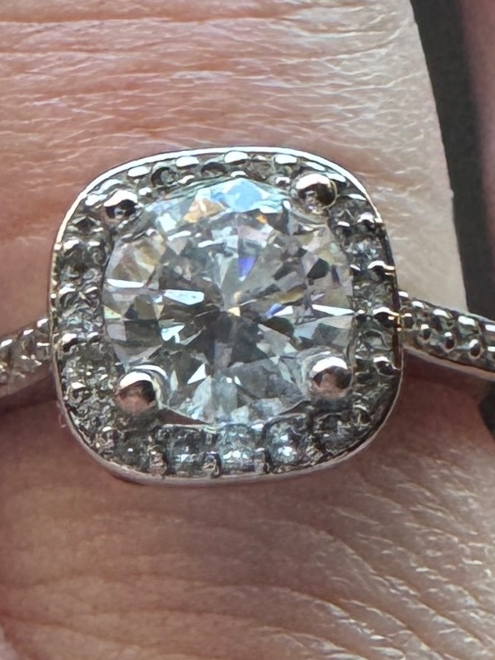 1.5 Carat Halo Round-Cut CZ Engagement Ring - White Gorgeous! Size 7!